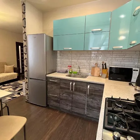 Apartment On Nezavisimosti 52 *