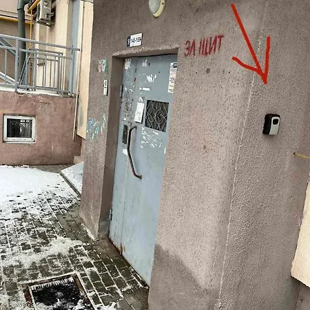 Apartment On Nezavisimosti 52